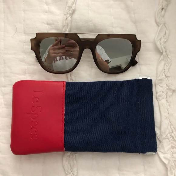 Le Specs Accessories - Le Specs Le Specs Accessories - Le Specs